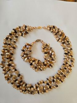 Collar de perlas con piedras naturales 14k gold