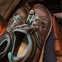 Keen Size9