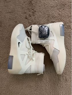 Fear of god sail size 10.5