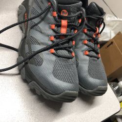 MERREELL Size 11 1/2 almost new