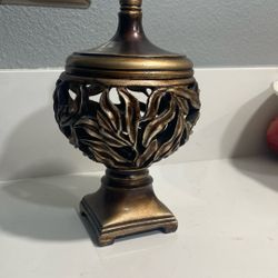 Kirkland Decor