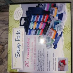 BRAND NEW NEVER USED 30 COLORFUL INK PADS IN CASE 15 FINAL PRICE PAID 40+