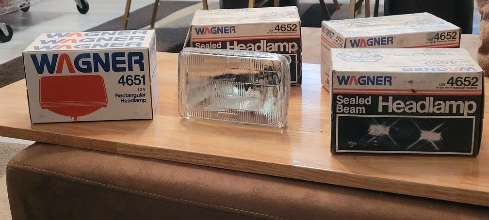 Wagner Sealed Beam Headlamps....4752...4651.
