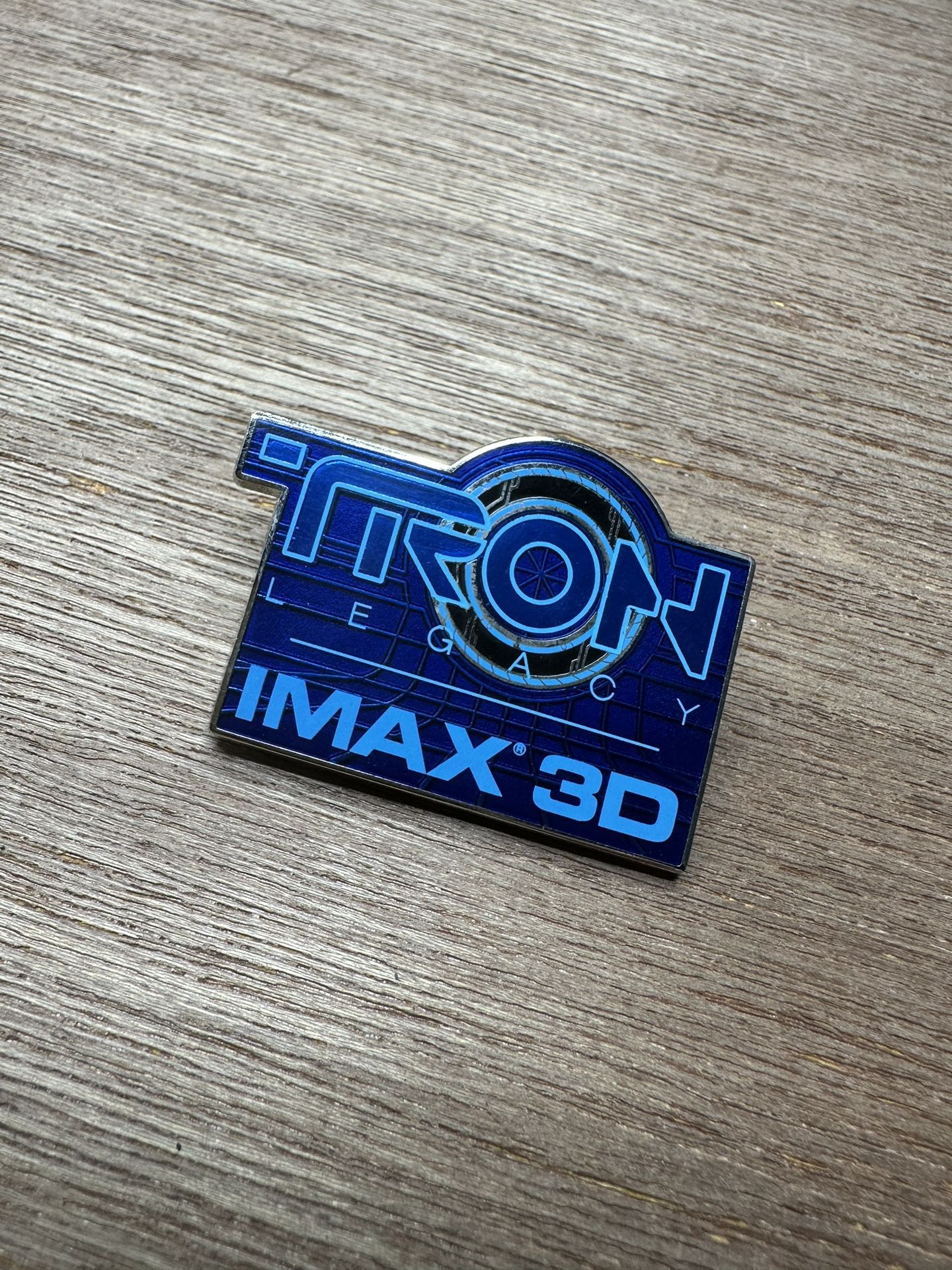 2010 Brand New Disney TRON Legacy IMAX 3D Promo Pin LA Times Hero Complex Rare