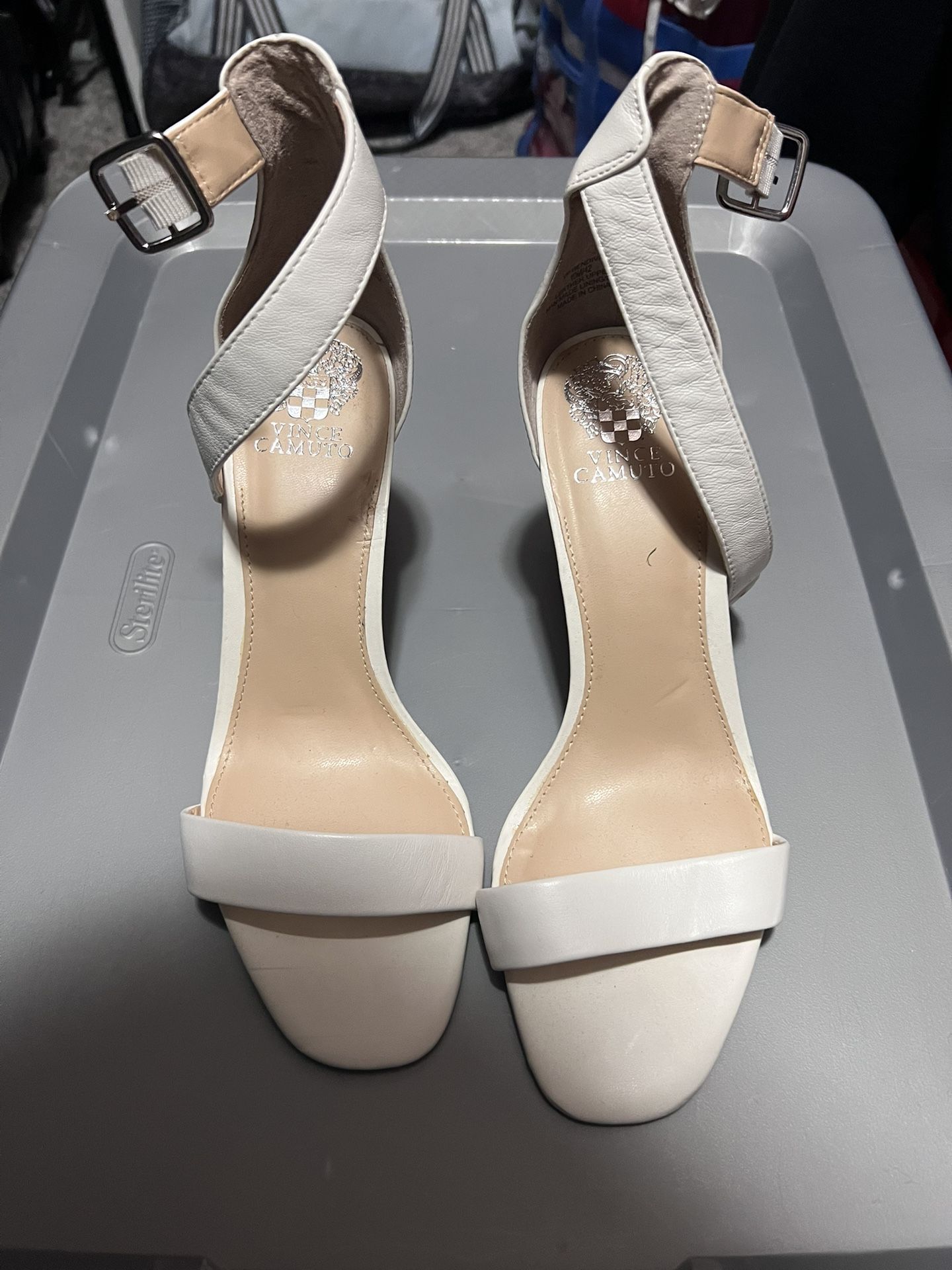 Vince Camuto White Sandal Heels Size 10