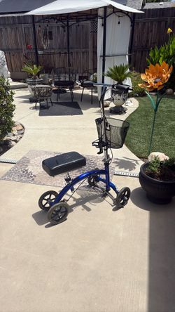 Knee scooter