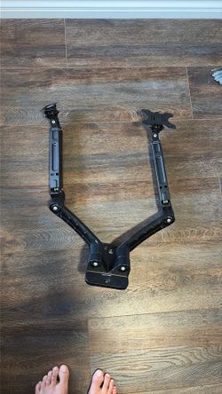 dual monitor mount