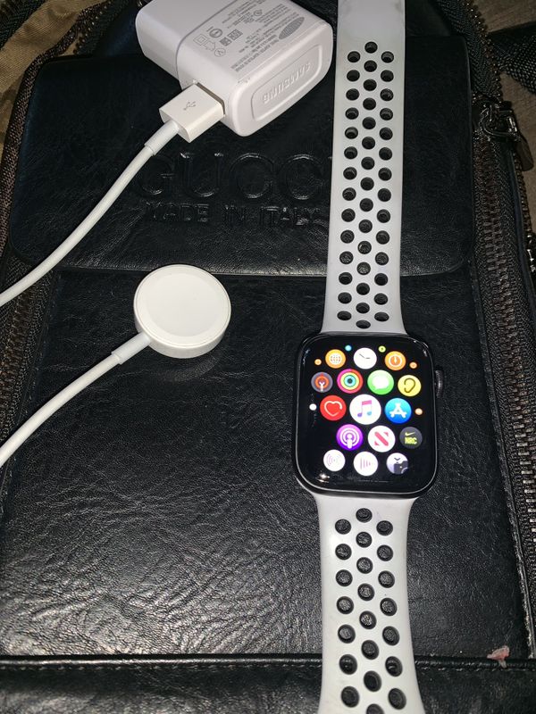 Iwatch Series 5 Apple Watch ï¸ 5 Brand New for Sale in Bell Gardens, CA - OfferUp
