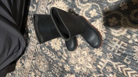 Kid’s rain boots