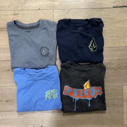 Boys 4T Volcom T-shirt Lot