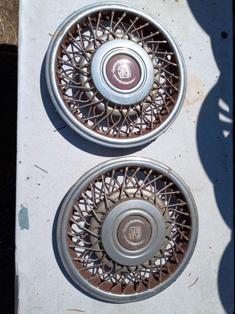 Cadillac Hubcaps