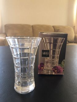 Mikasa Glass Bud Vase New