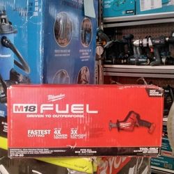 MILWAUKEE M18 FUEL HACKZALL ONE- HANDED RECIP SAW (TOOL ONLY)