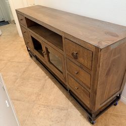 Entertainment Console