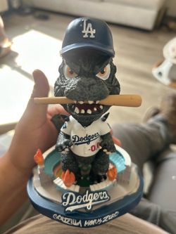 Godzilla minus zero bobblehead Trade for yoshi or greatest catch
