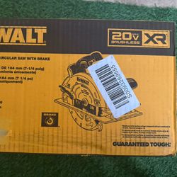 Dewalt 20V XR 7-1/4 Circular Saw