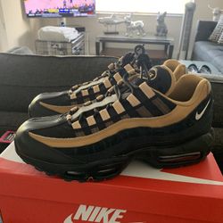 Air Max Plus 95.  NEW.  $200 OBO