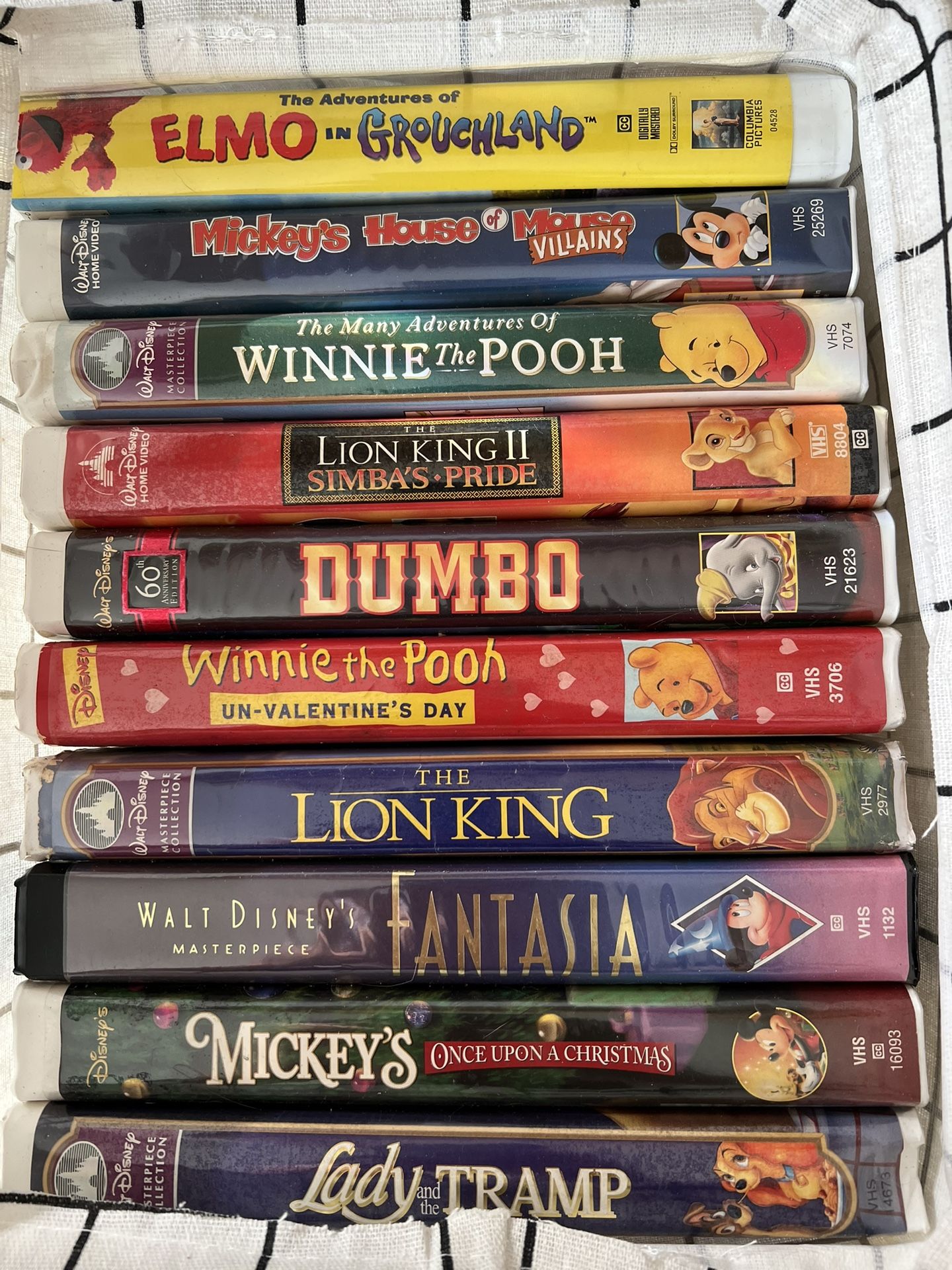 20 Disney VCR tapes Fantasia Lion King