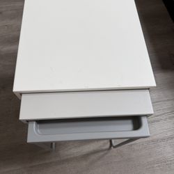 3 Ending Metal Table