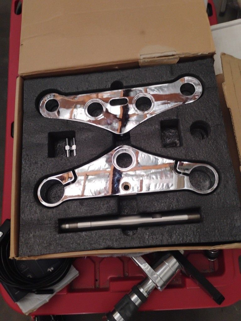 ***New Harley Davidson Triple Tree**