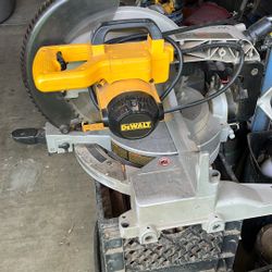Dewalt Mitre Saw 