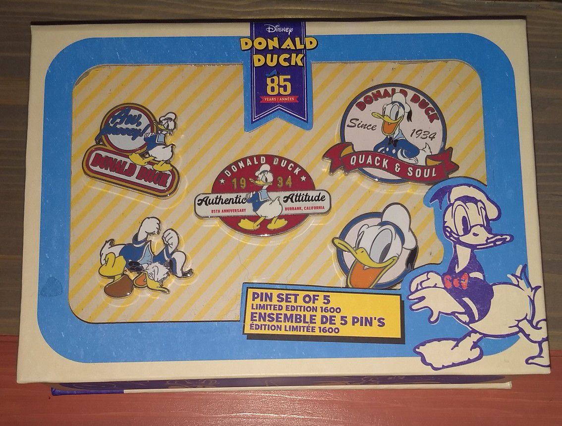 Disney Store Donald Duck 85th Limited Edition Pin Set of 5