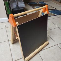Art Easel ½ Whiteboard ½ Blackboard 