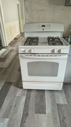 GE stove for sale