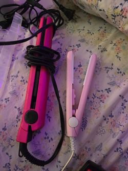 Mini hair straightener