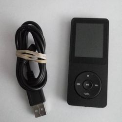 NON BLUETOOTH 8GB MP3 PLAYER 
