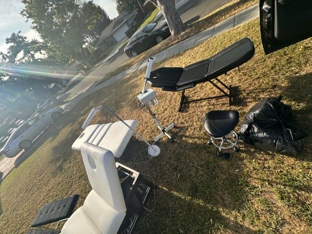 massage bed,, 2 White, New