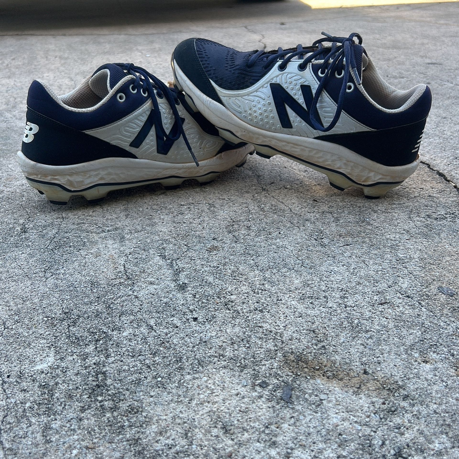 New balance Baseball Cleats