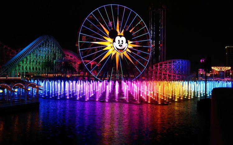 Disneyland Theme Park (Park Hopper) Tickets (Peak Day)