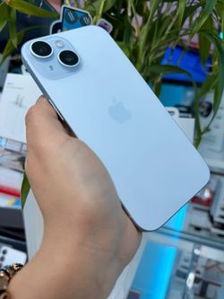 iPhone 15 Plus