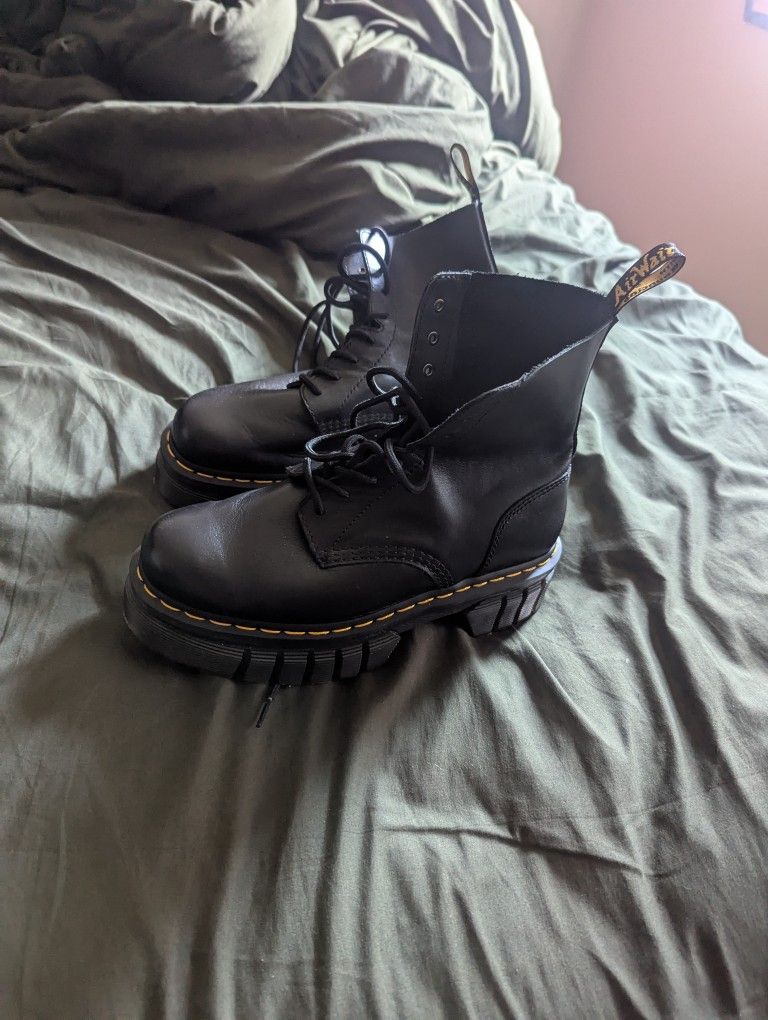 Dr. Martens