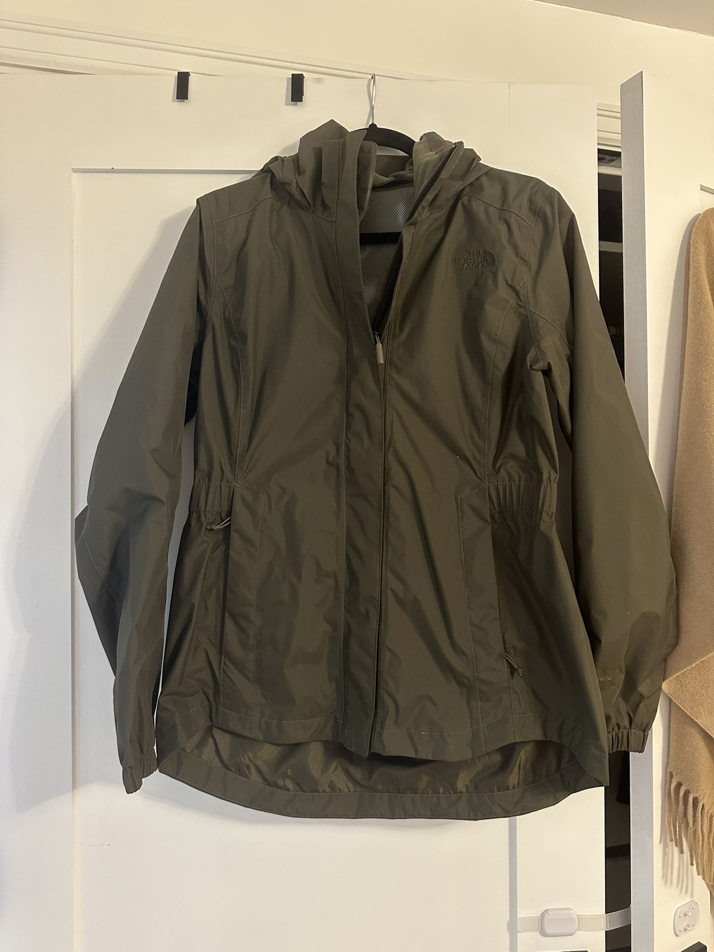 The North Face Hooded Rain Shell – Olive Green, Like New (Worn Once)