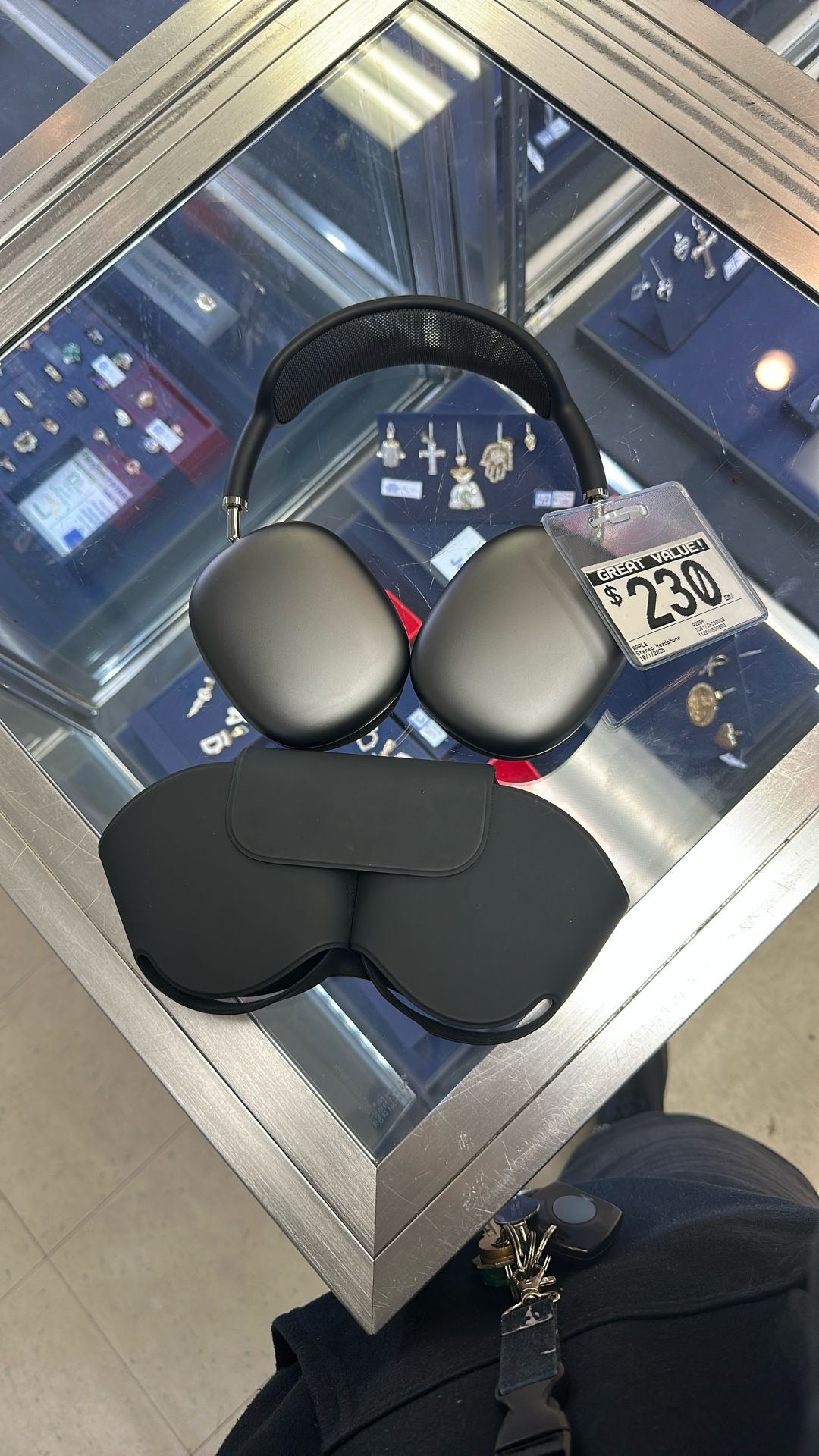 AirPods MAX