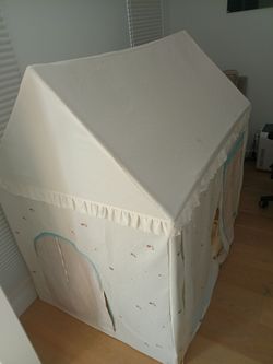 Indoor kid tent with mat (original price $69)
