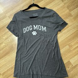 Dog Mom T-Shirt