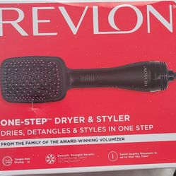 REVLON One-Step Hair Dryer and Styler
