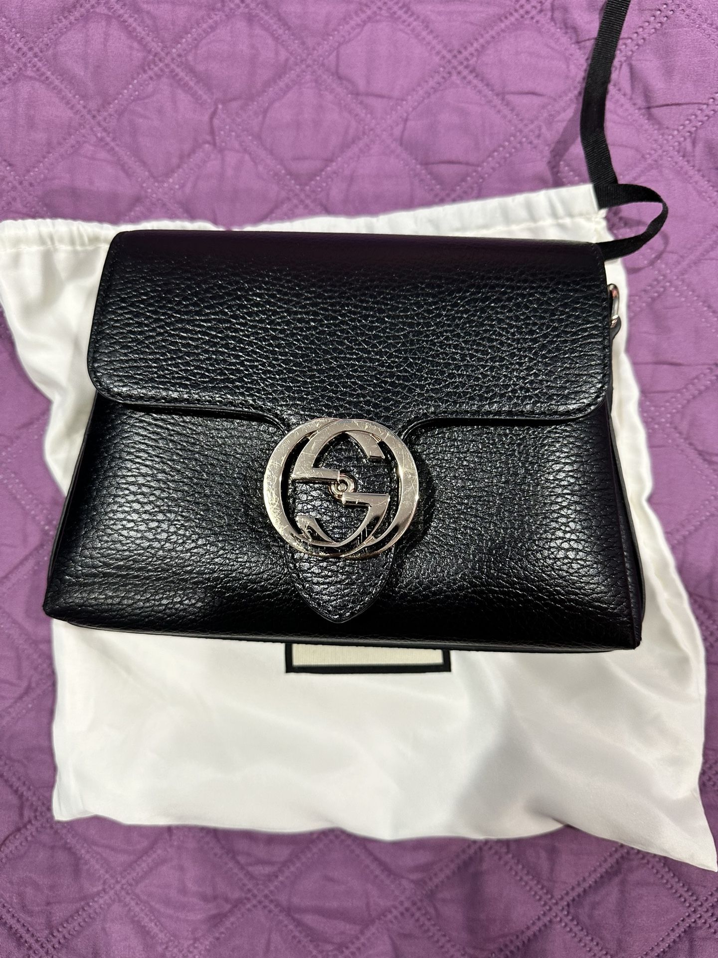 Gucci Interlocking GG Crossbody Bag