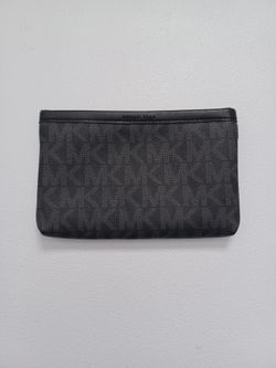 Michael Kors Clutch