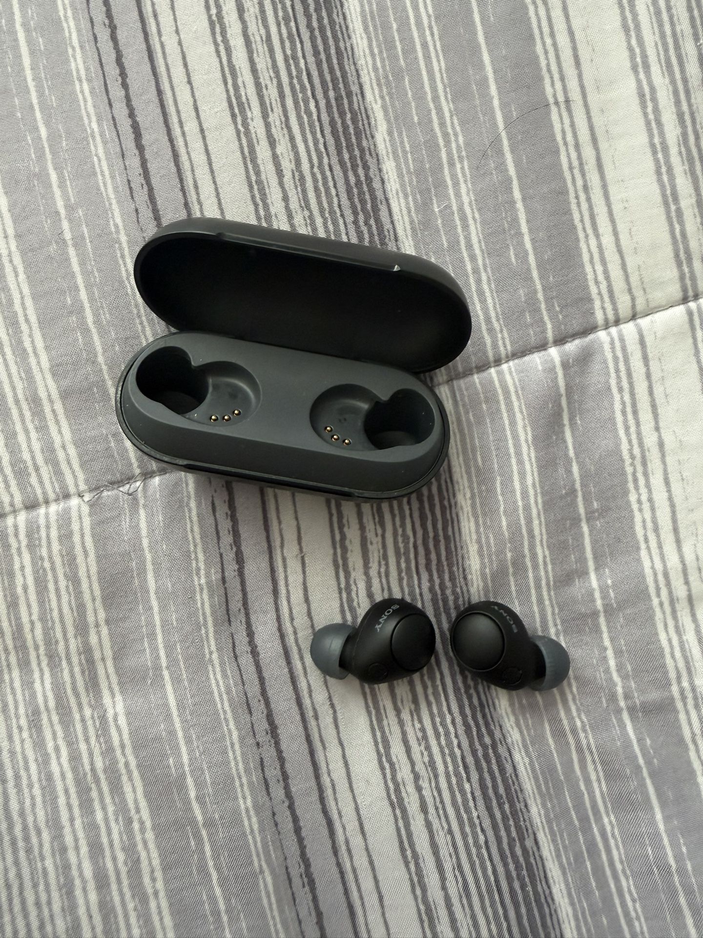 Sony WF-C500 True Wireless Earbuds – Black (Great Condition)