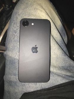 iPhone 16 e