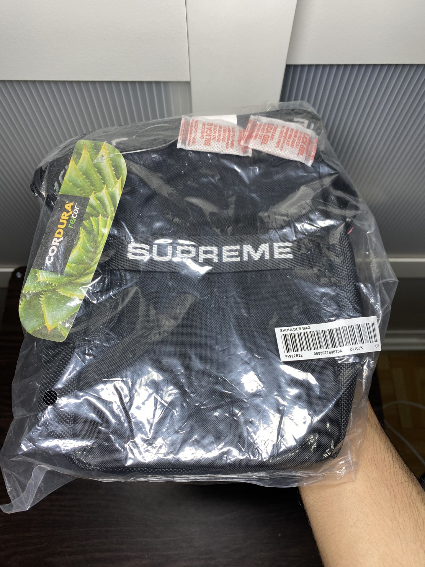 Supreme Sling Bag Ss21 for Sale in Clifton Park, NY - OfferUp