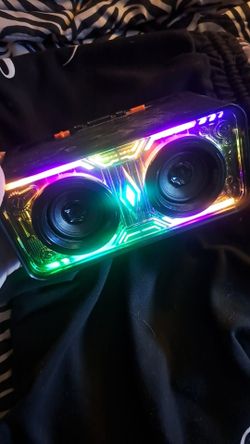 Bluetooth speaker.
