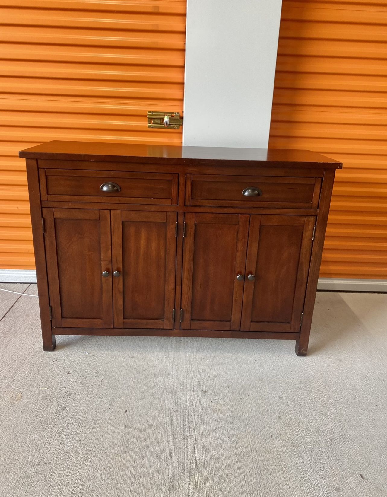 Pier One Sideboard/console