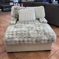 Luxe Chaise Set, With Charging Station $1,309.99 6mo Same As Cash, Or Payments 