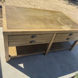 Coffee Table $10