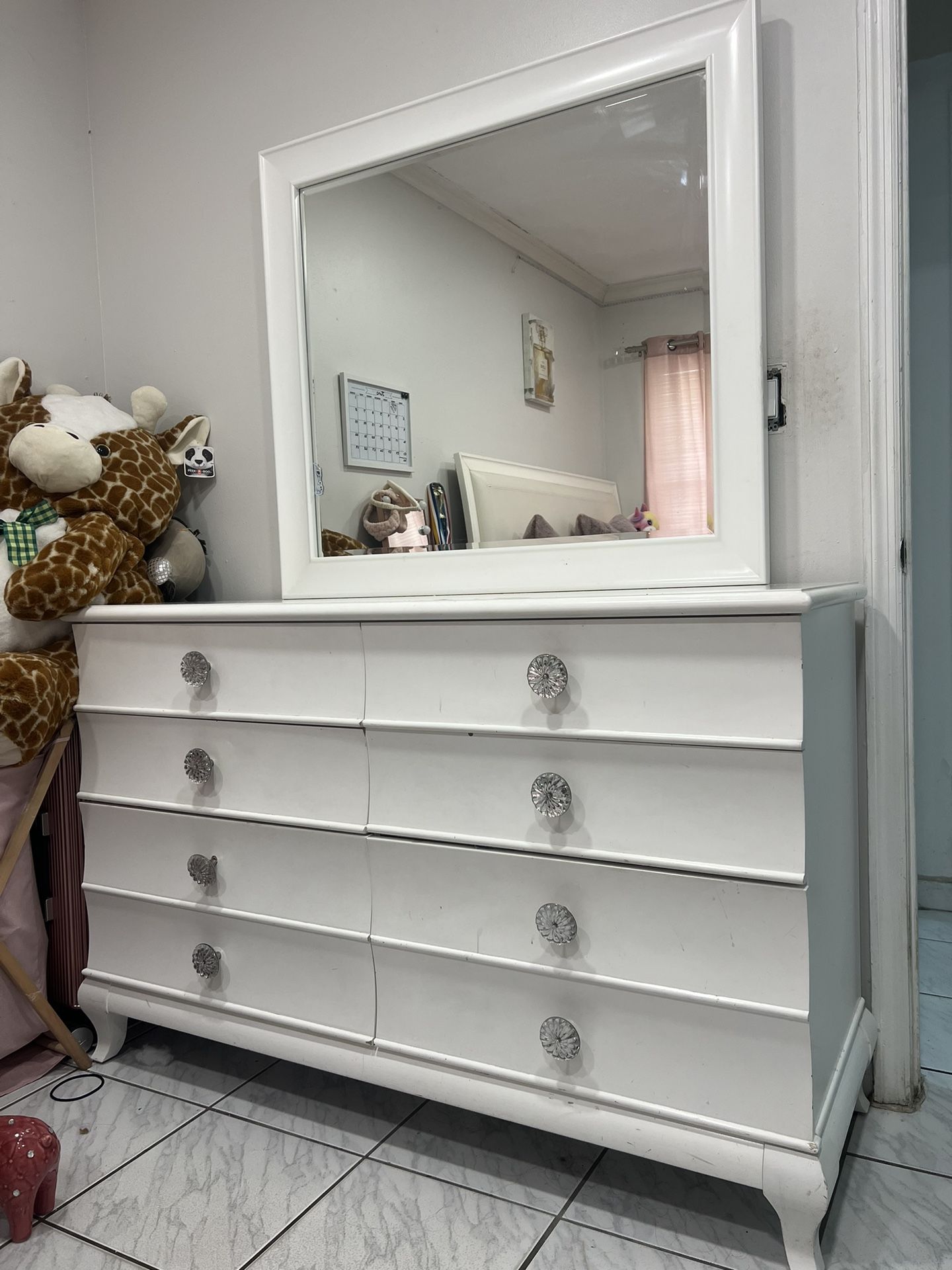 White Dresser with Mirror